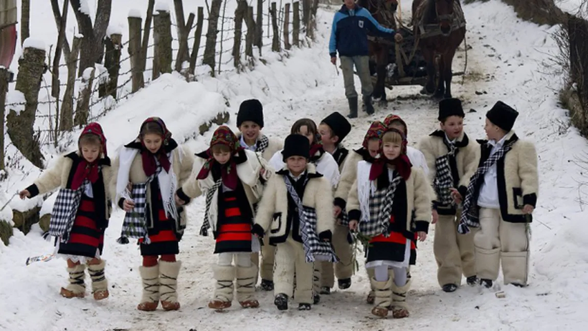 Cele mai frumoase tradiţii şi obiceiuri ale românilor de Anul Nou