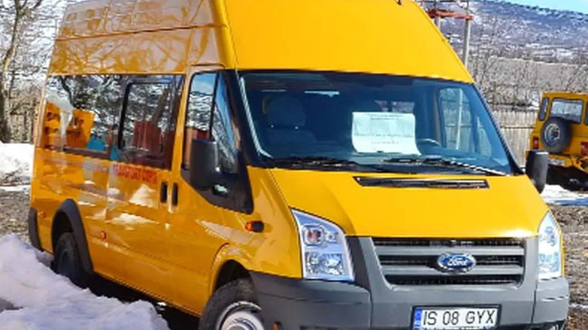 O elevă a fost agresată SEXUAL de ŞOFERUL MICROBUZULUI care o transporta de la şcoală