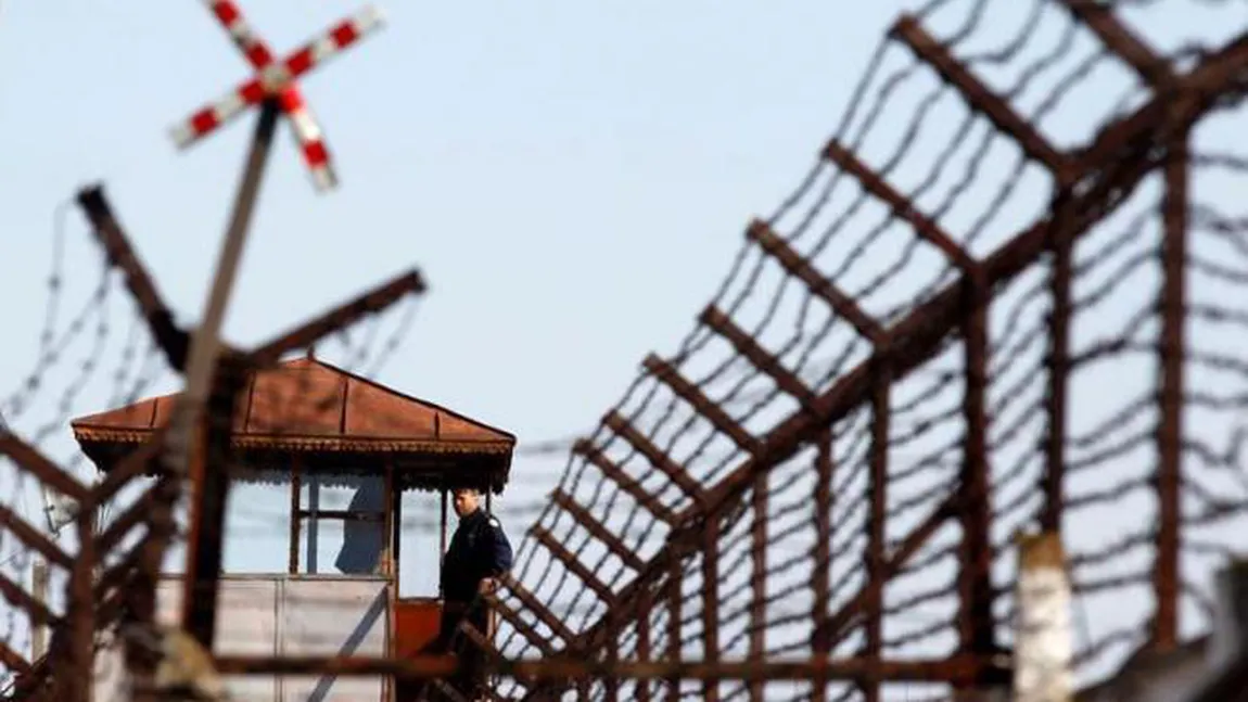Un ofiţer de la Administraţia Naţională a Penitenciarelor, în conflict de interese