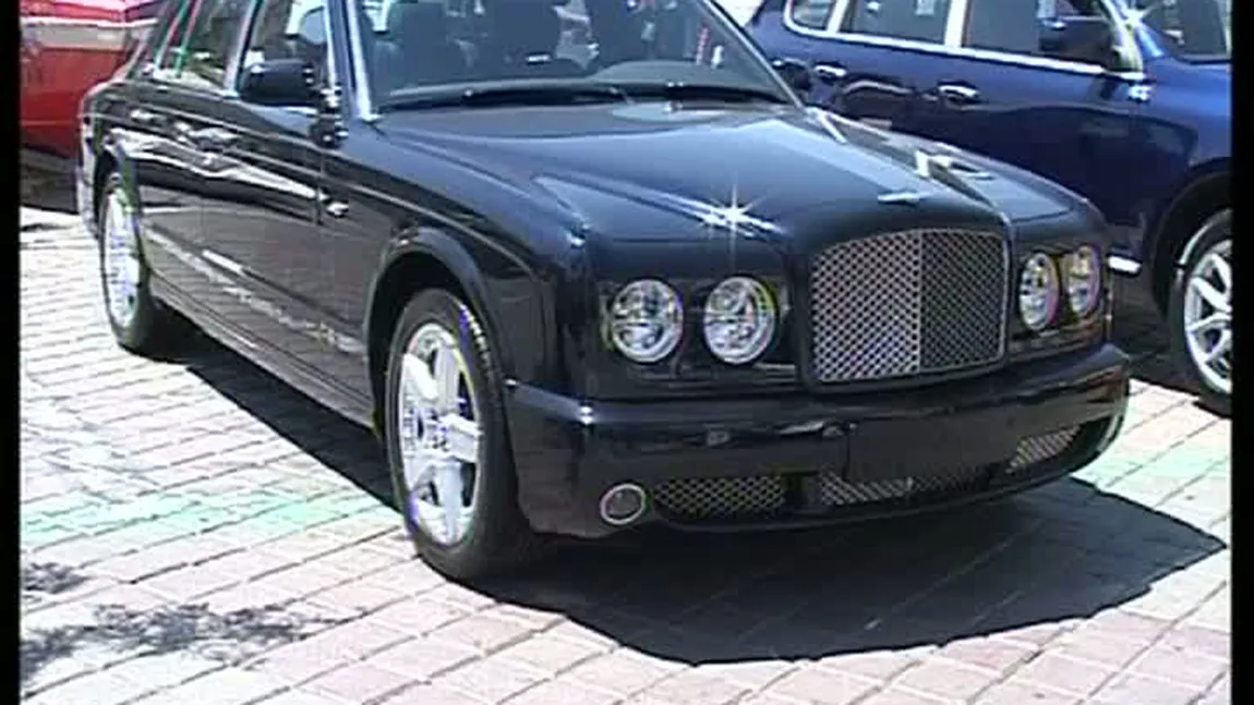 PREMIERĂ: FISC-ul din Braşov scoate la licitaţie un Bentley Continental