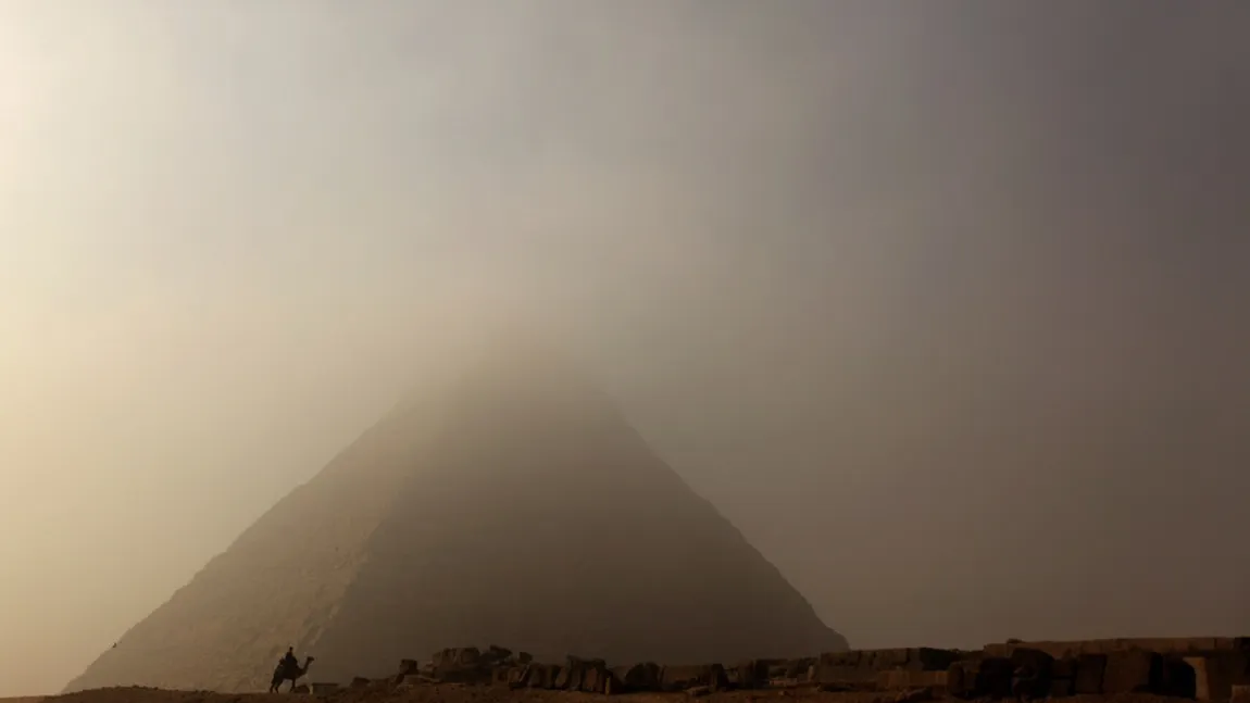 Marea surpriză de lângă piramide: arheologii au făcut descoperiri neaşteptate în Giza