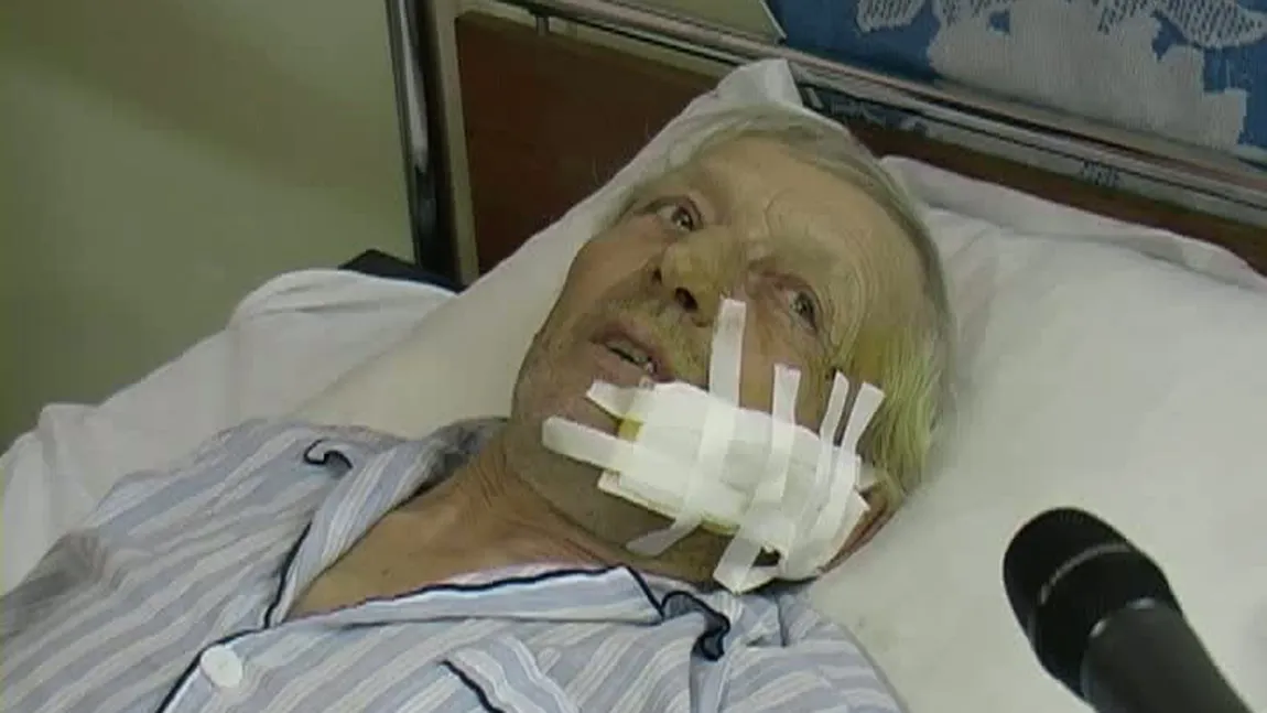 Bărbat mutilat în faţa unei primării din Arad VIDEO
