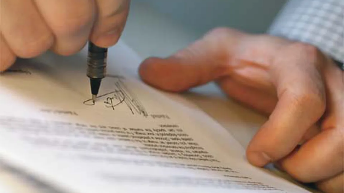 Declaraţii ULUITOARE. Cum FURĂ companiile de asigurări statul şi clienţii