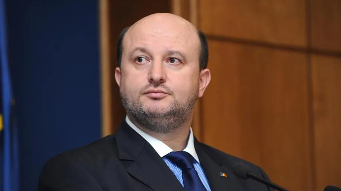 Daniel Chiţoiu a DEMISIONAT de la Ministerul de Finanţe VIDEO