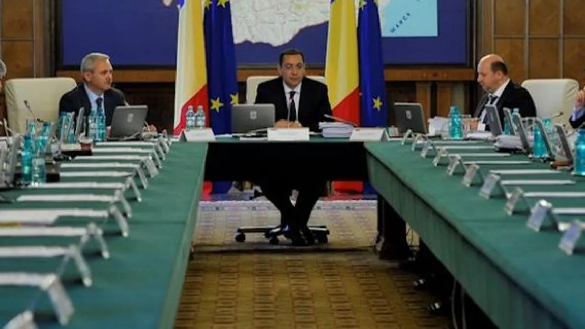 Băsescu: Guvernul funcţionează ILEGAL. Ponta nu a desemnat interimari