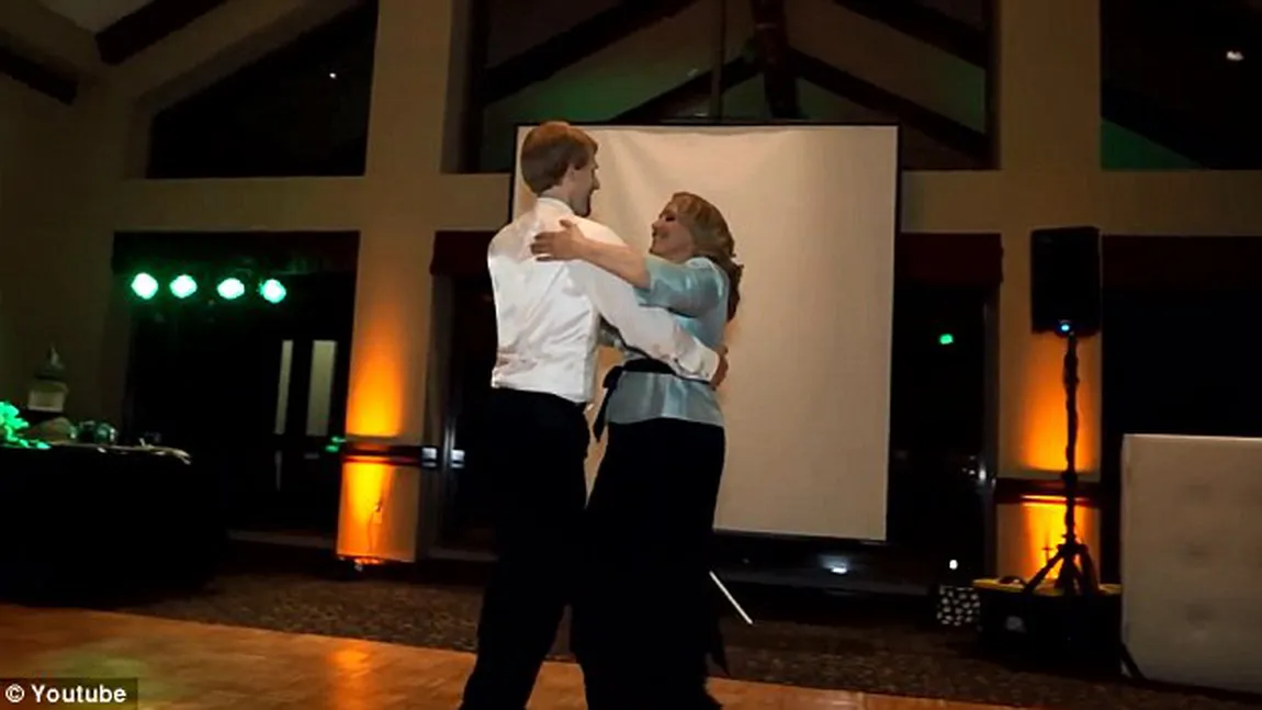 SOACRA, mai tare ca NORA: Ce a făcut un bărbat cu mama lui la propria-i nuntă VIDEO