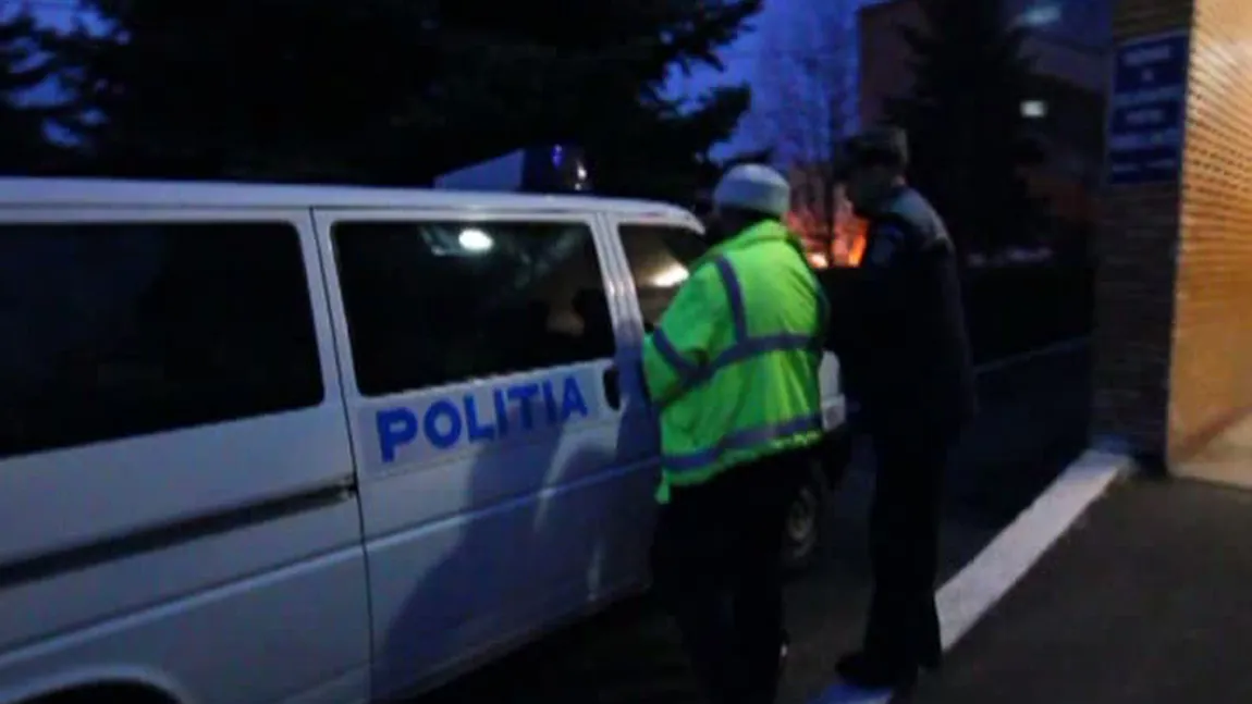 Probele de sânge ale unui poliţist beat, care a provocat un accident, au dispărut din spital