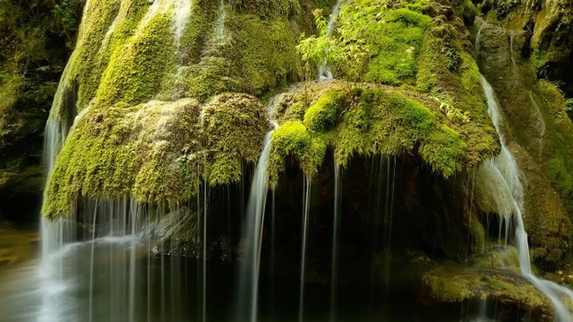 Cascada Bigăr din România, printre cele mai spectaculoase din toată lumea: Pare scoasă din poveşti FOTO