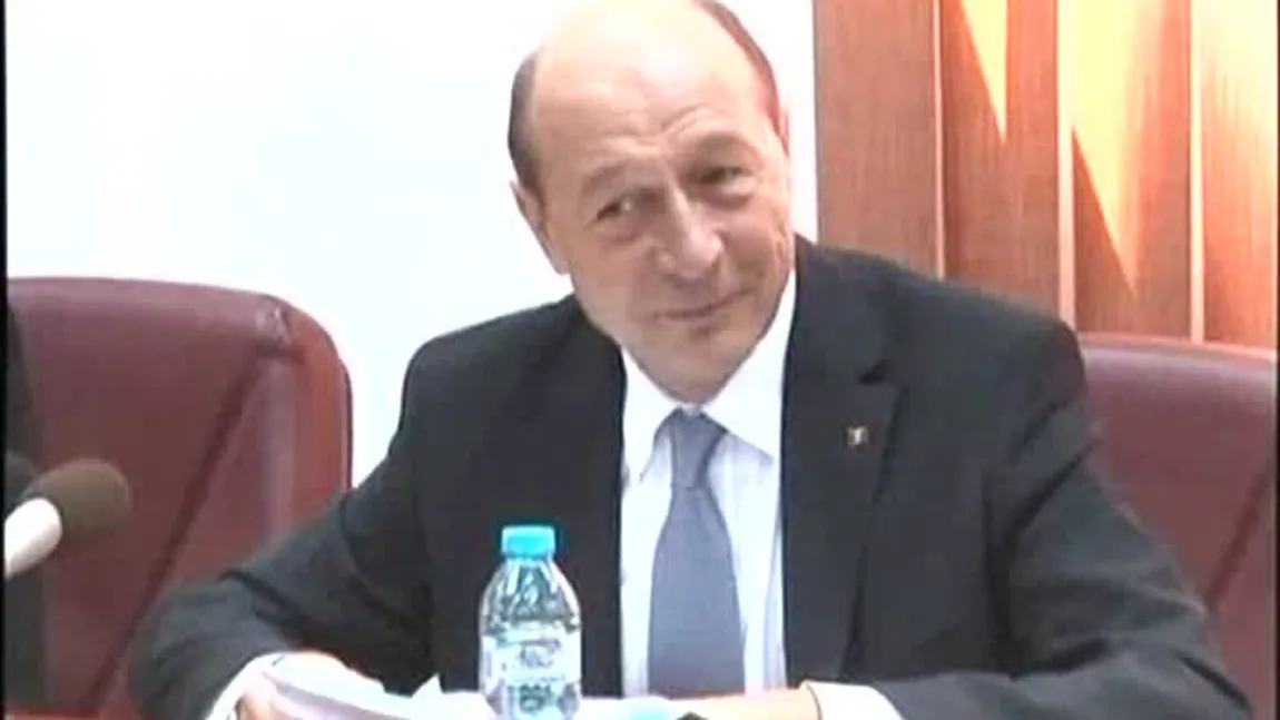 Băsescu retrimite Parlamentului Legea pentru aprobarea Ordonanţei Guvernului nr. 14/2013