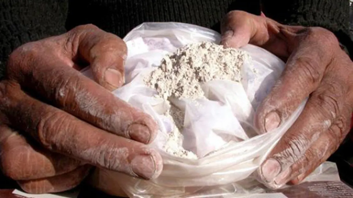 Peste 180 de kilograme de heroină, confiscate în Cehia. Drogurile se aflau într-un TIR românesc