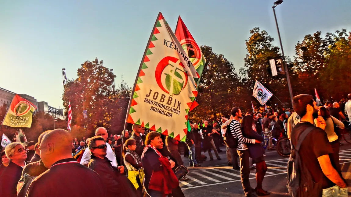 Extremiştii maghiari nu renunţă! Deputatul Jobbik Szavay Istvan va ataca interdicţia de a intra în România