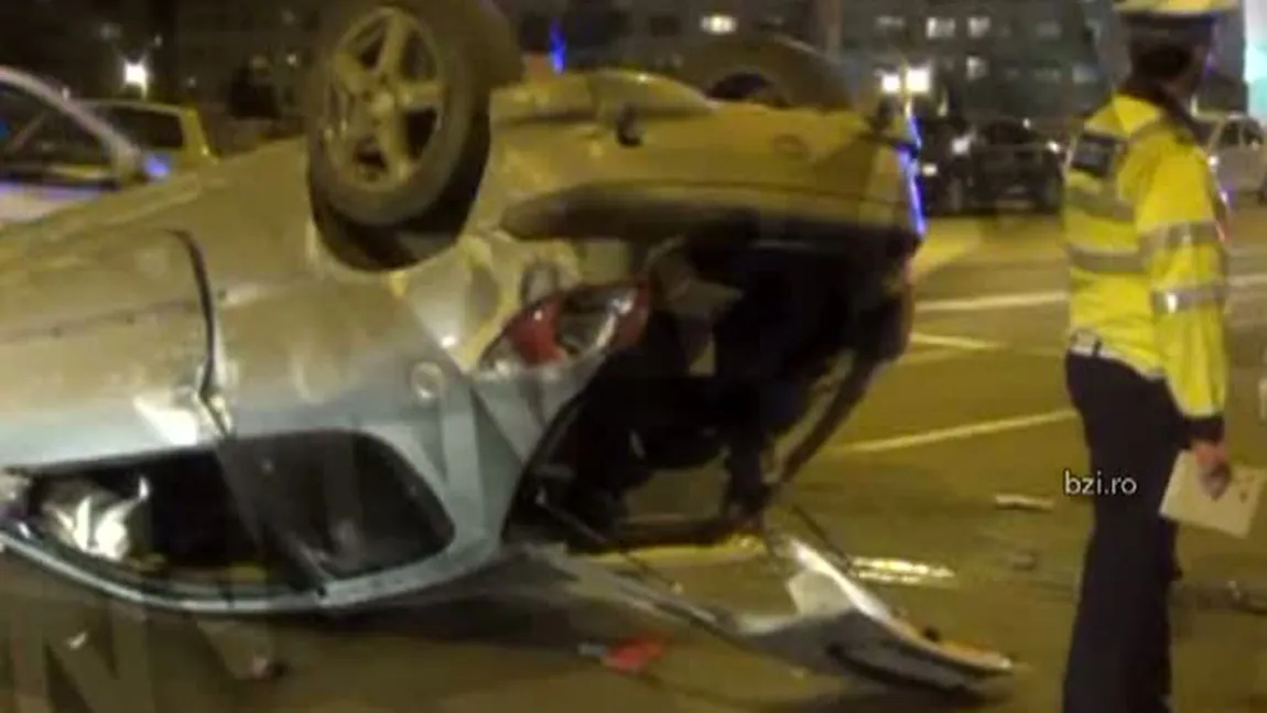 Accident spectaculos la Iaşi. Un şofer s-a rostogolit cu maşina pe pasarelă