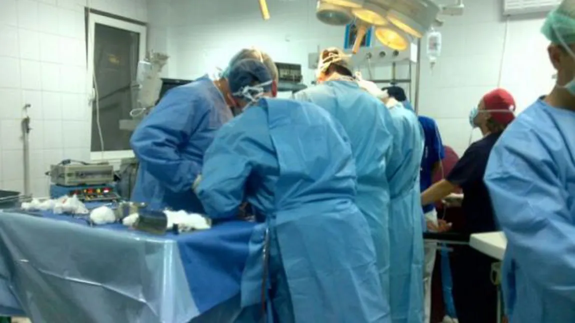 Poveste IMPRESIONANTĂ. Zece români salvaţi cu ajutorul organelor prelevate de la un bărbat din Sibiu
