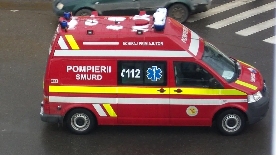 Peste 400 de persoane din Bucureşti şi Ilfov au apelat la Ambulanţă în Noaptea de Înviere