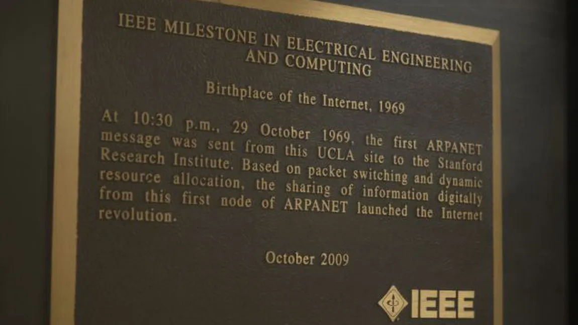 Povestea CAMEREI în care acum 45 de ani s-a născut INTERNETUL. Fără ea, Facebook sau Google nu ar fi existat