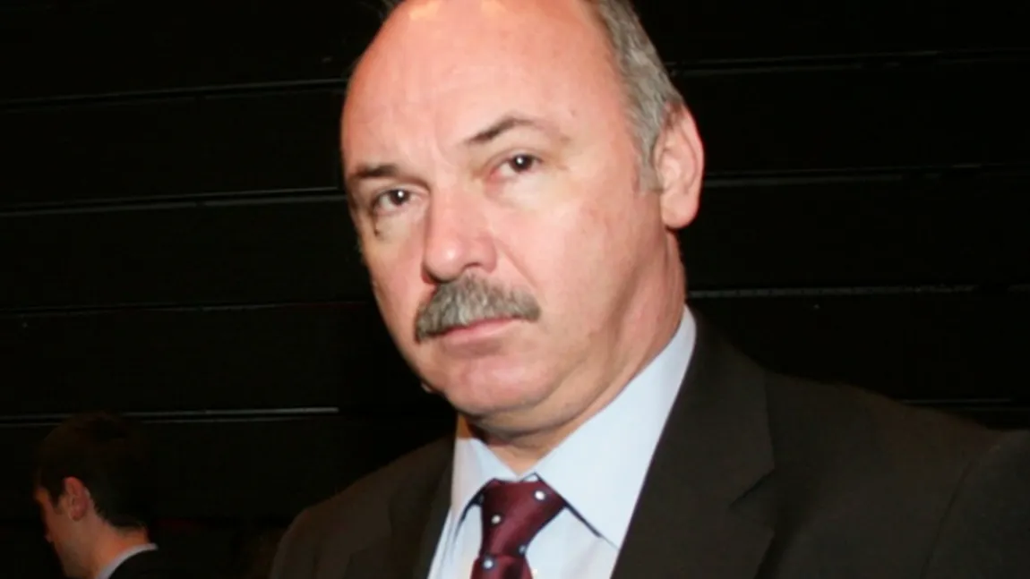 Antonescu: Lipsa de reacţie privind declaraţiile lui Blănculescu arată că premierul e de acord cu ele