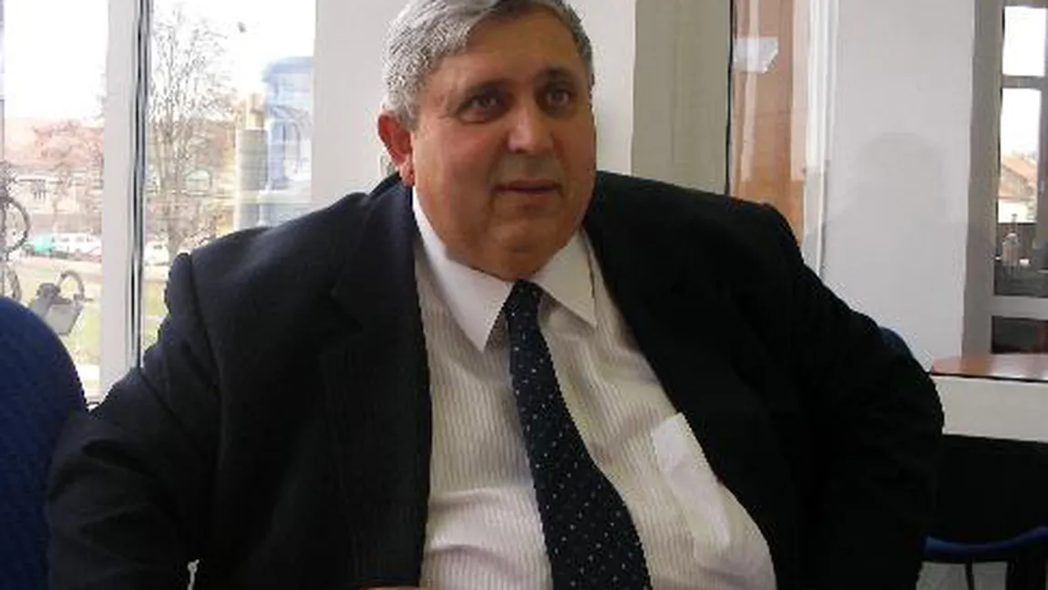 Vicepreşedintele CJ Bihor, urmărit penal pentru luare de mită şi spălare de bani
