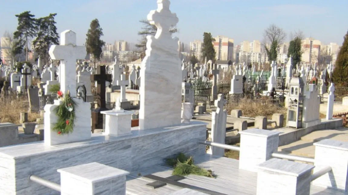 ANAF a scos la vânzare mai multe locuri de veci din cimitire. Vezi cât costă fiecare