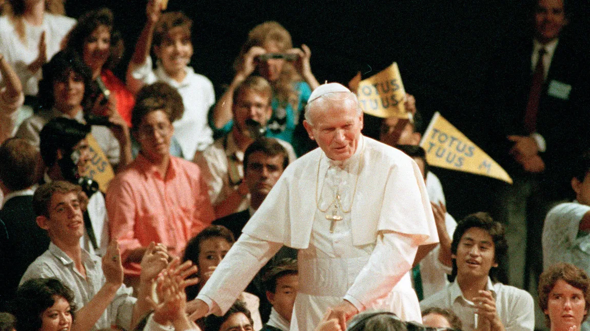 BBC: Papa Ioan Paul al II-lea, prietenie 