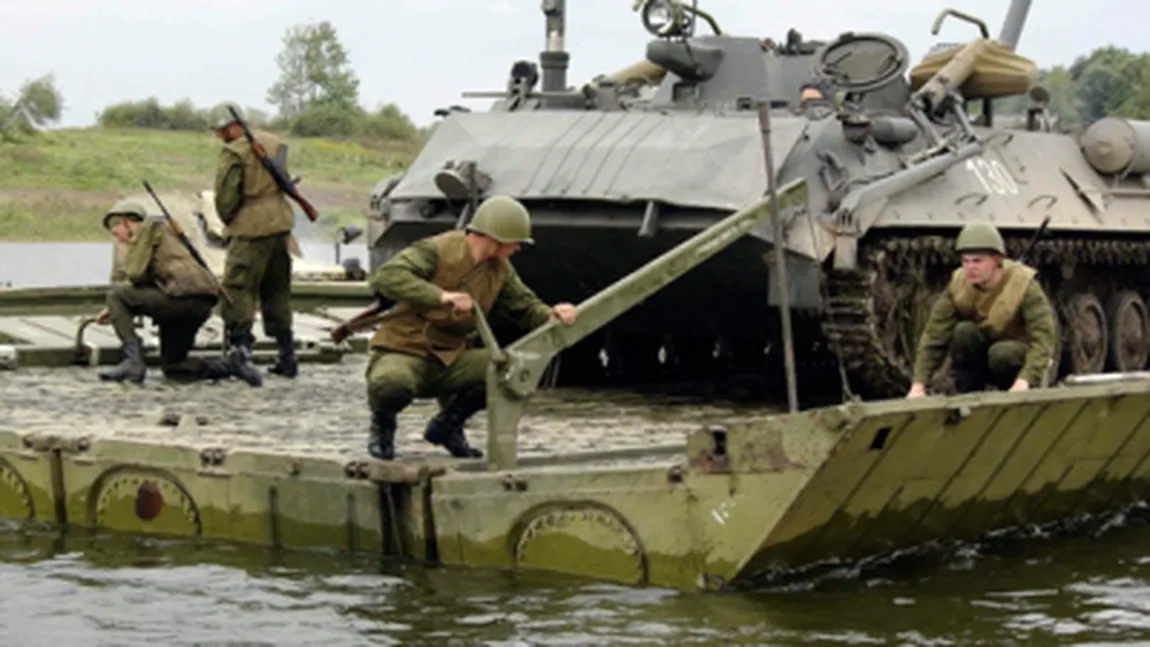 Alertă în Moldova: MANEVRE cu tancuri, avioane şi artilerie în Transnistria