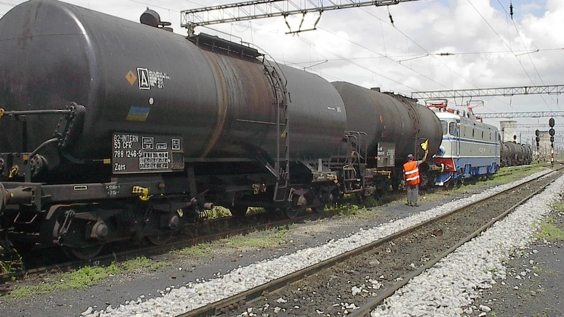 20.000 tone de motorină din rezervele de stat, pentru operatorii de transport feroviar de călători