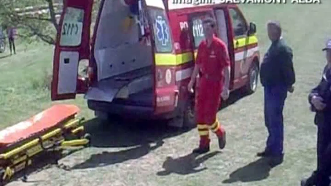 Accident GRAV, cu parapanta, în Vaslui. Un elicopter SMURD a intervenit la faţa locului