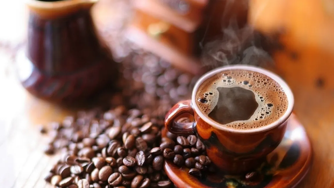 Ce păţeşti dacă bei prea multă cafea