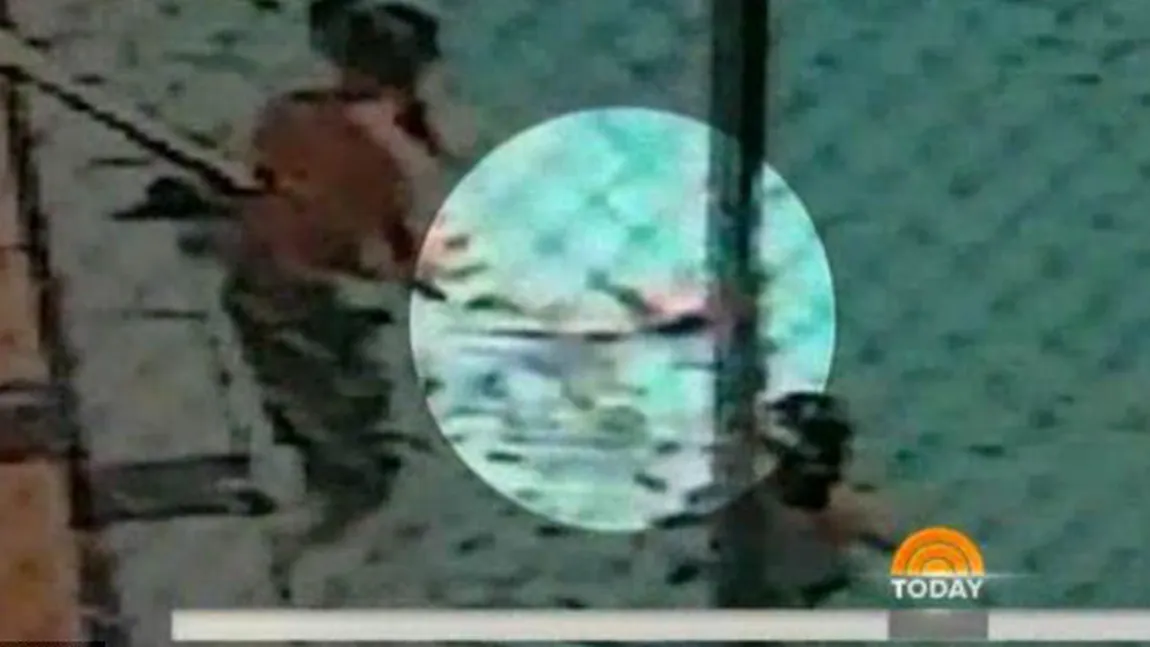 Panică la piscină: Două fetiţe au rămas paralizate după ce s-au curentat de o balustradă de metal VIDEO