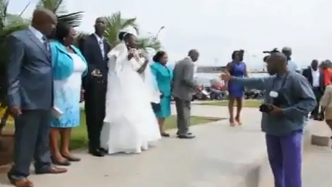 Un altfel de fotograf de nunţi: Cum se pregăteşte pentru poza perfectă VIDEO