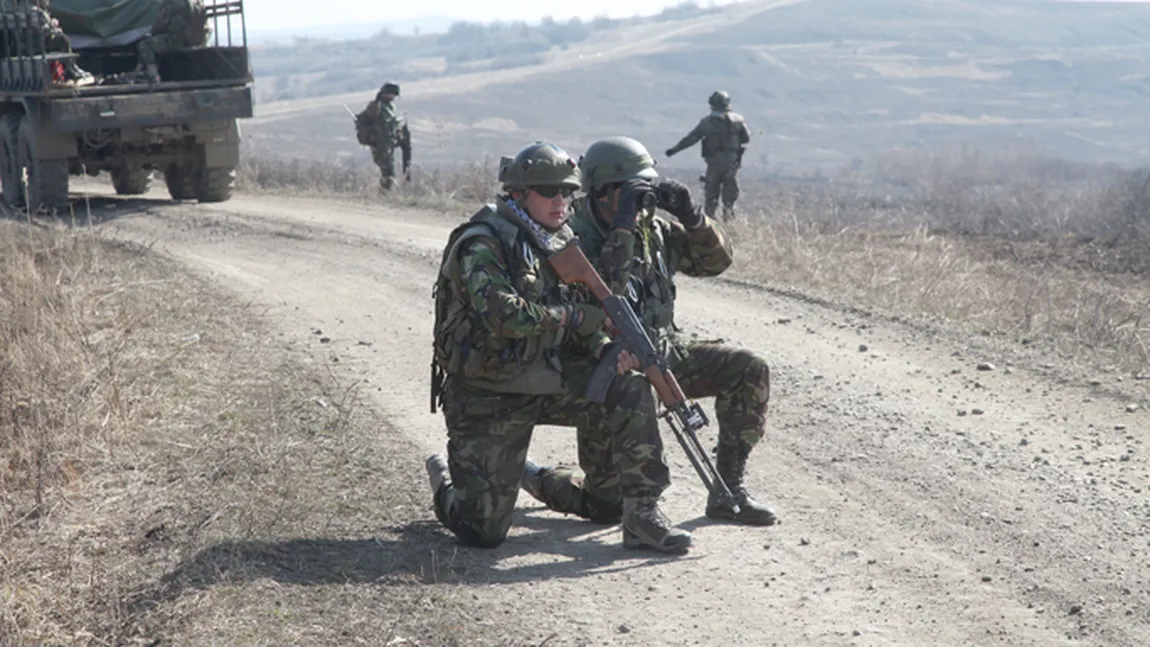 Exerciţii militare în România, în apropierea graniţei cu Ucraina