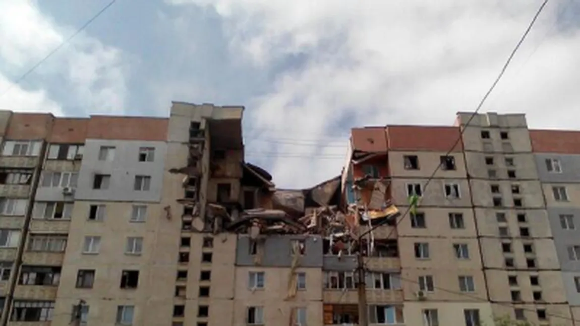 Explozie în Ucraina: Ultimele etaje ale unui bloc au fost distruse în urma unei deflagraţii