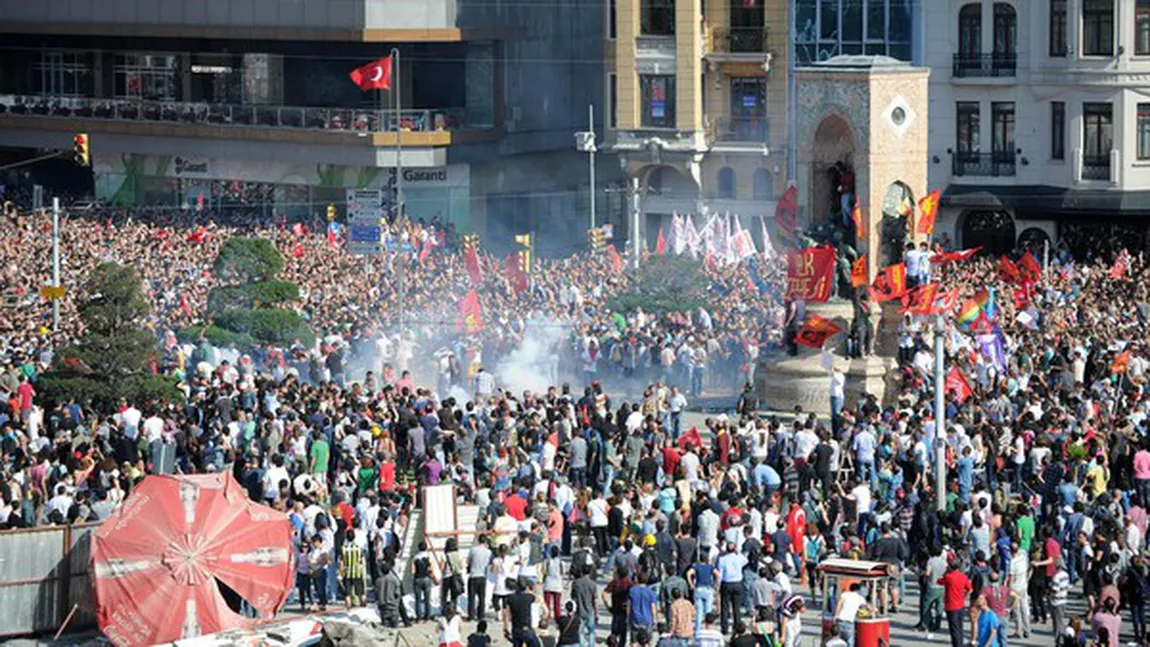 Premierul turc: Toţi cei care vor să manifesteze în piaţa Taksim din Istanbul vor fi arestaţi