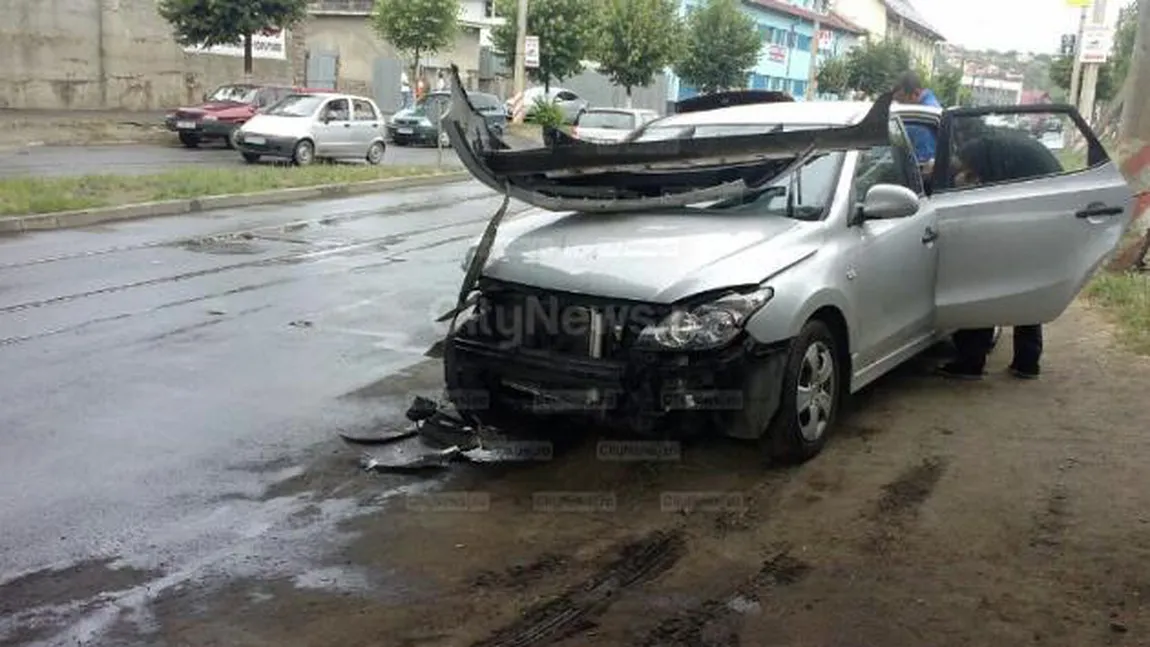 Accident grav la Cluj. A fost nevoie de descarcerare