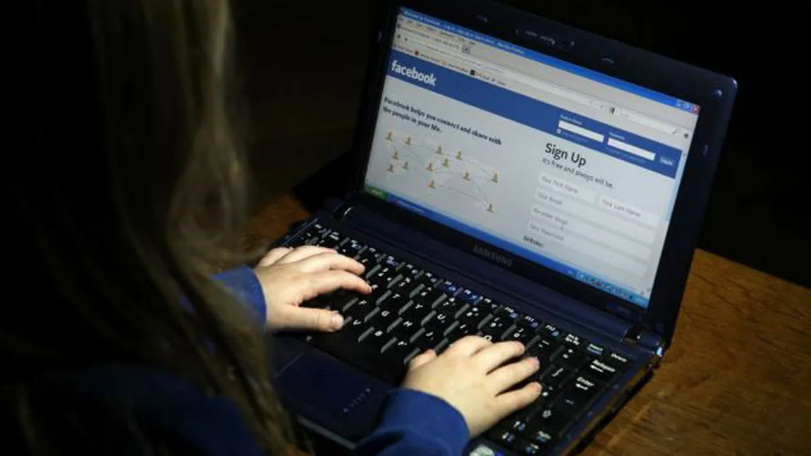 Când ne face Facebook să fim mai trişti. Cercetătorii au descifrat misterul