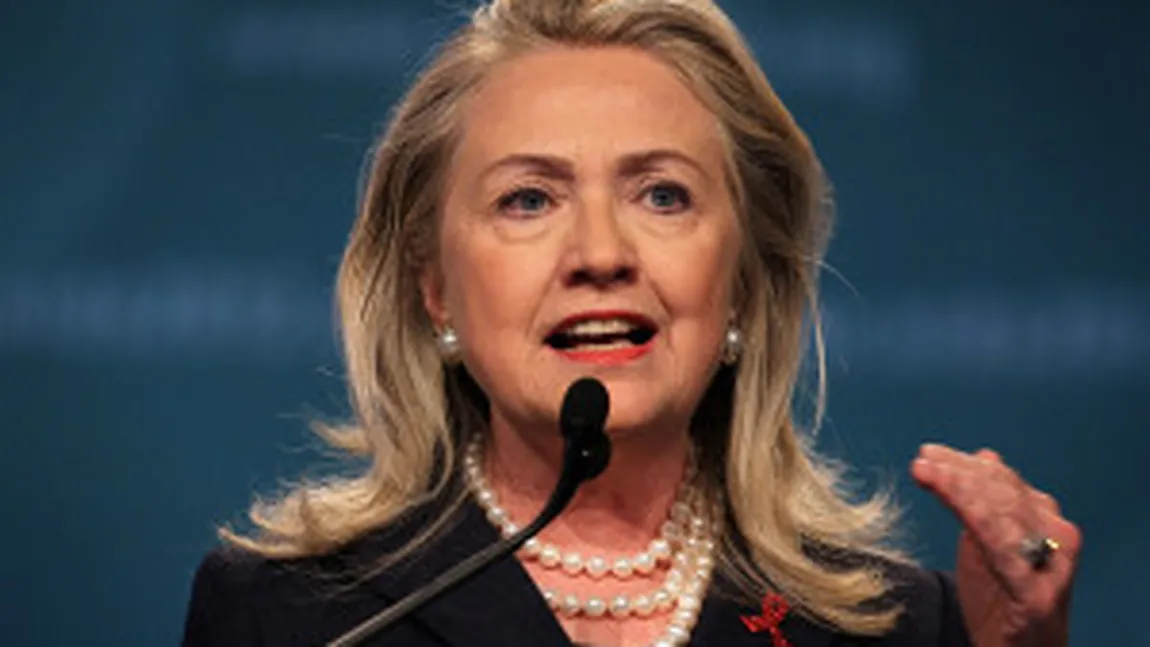 Fosta Primă Doamnă a Americii, Clinton, susţine că e momentul ca America să aibă o FEMEIE la Casa Albă
