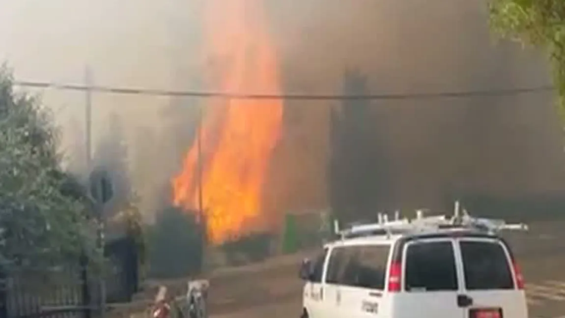 Oraşul sfânt, ameninţat de un INCENDIU PUTERNIC. Sute de persoane, evacuate VIDEO