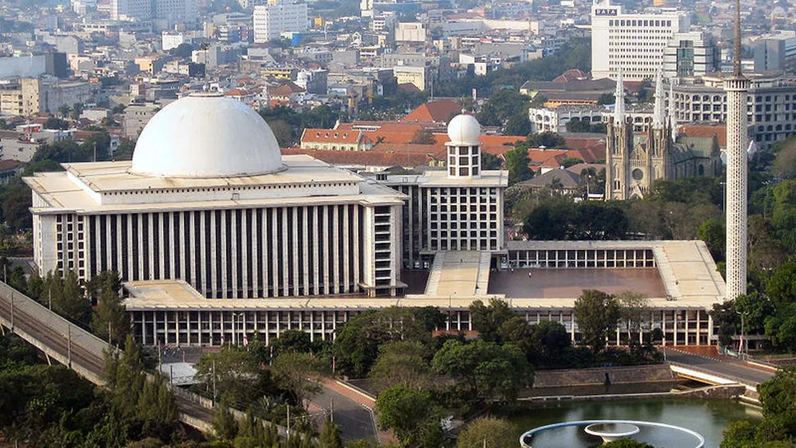 Indonezia vrea să-şi mute capitala de la Jakarta