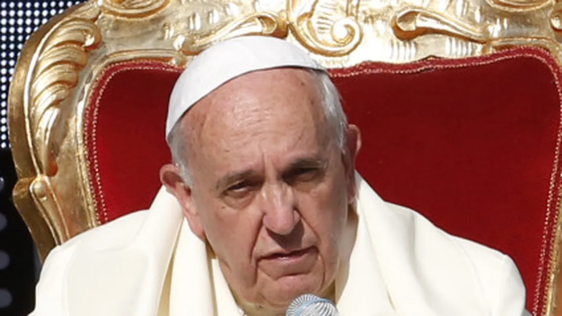 Papa Francisc a OBOSIT: Şi-a AMÂNAT toate întrevederile. Află care este MOTIVUL