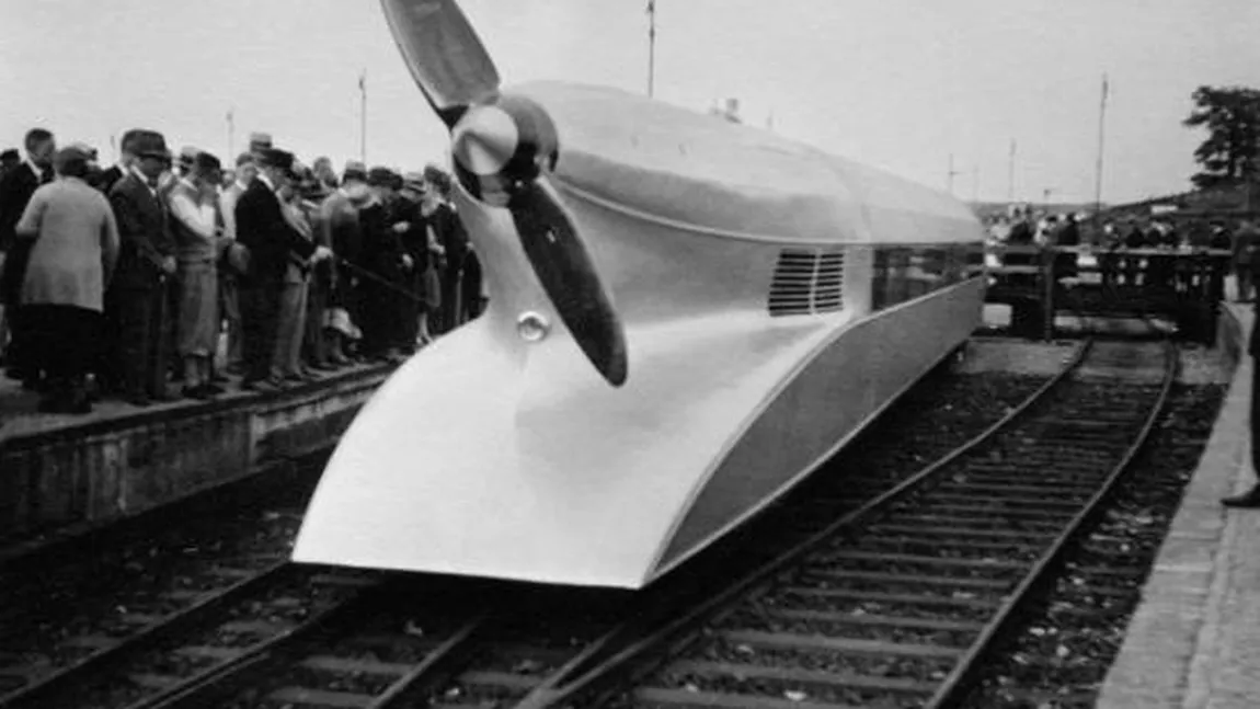 Acest tren, făcut de nemţi în 1931, mergea cu o viteză de cinci ori mai mare decât trenurile din România