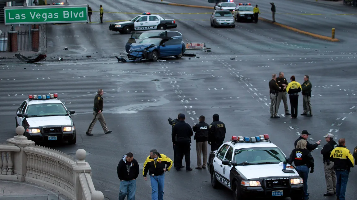 Cinci morţi, printre care şi doi poliţişti, într-un atac armat în Las Vegas