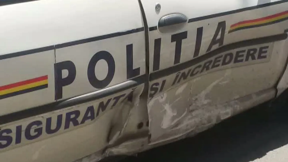 ACCIDENT grav în Capitală cu o MAŞINĂ a POLIŢIEI şi DOUĂ LIMUZINE de lux VIDEO