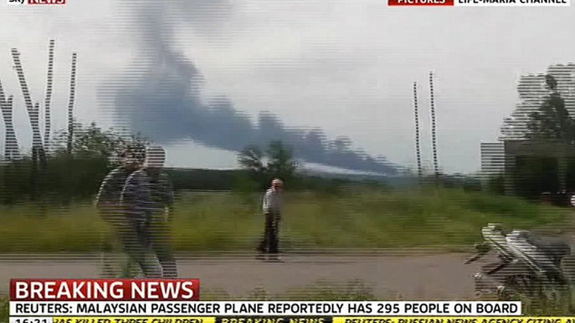 Boeing 777, PRĂBUŞIT în Ucraina, la graniţa cu Rusia. Cele 298 de persoane de la bord au murit VIDEO LIVE TEXT