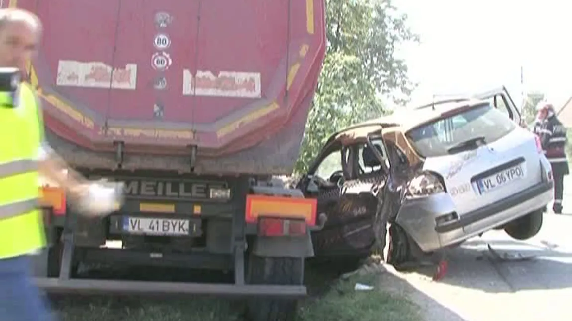 Accident CUMPLIT în Covasna. Un şofer a murit după ce a intrat cu maşina într-un tir