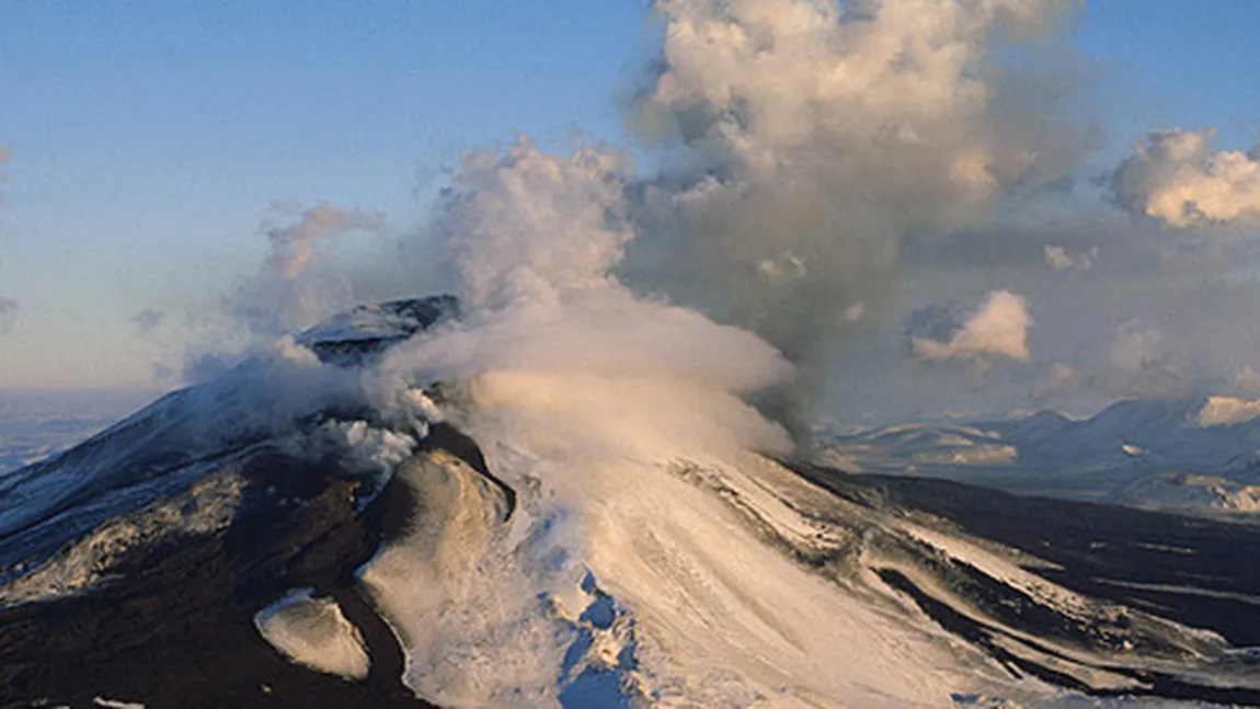 Cutremur cu magnitudinea de 5,3 în Islanda. Codul roşu pentru aviaţie este menţinut