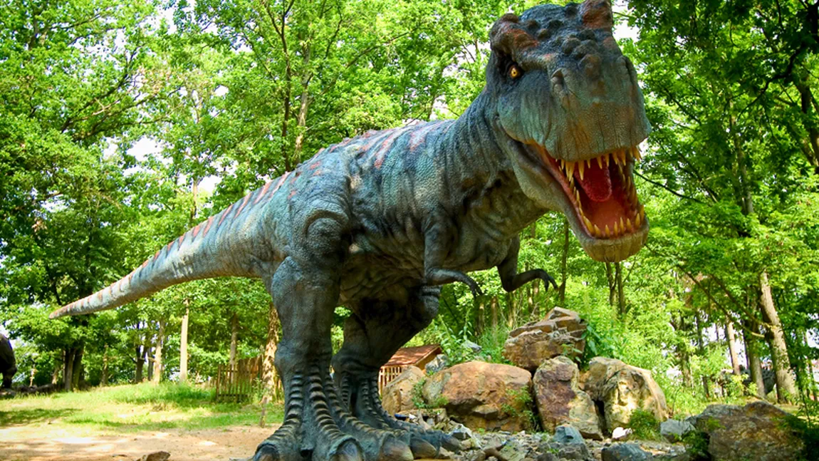 UNIC în EUROPA. La Râşnov se deschide un parc cu 50 de dinozauri în mărime naturală