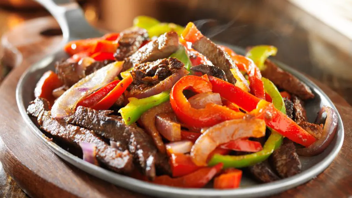 REŢETA ZILEI: Fajitas de vită