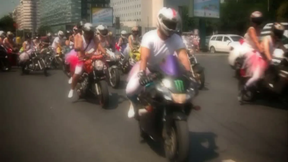 Acţiune inedită în Bucureşti: Motociclişti îmbrăcaţi în...balerine VIDEO
