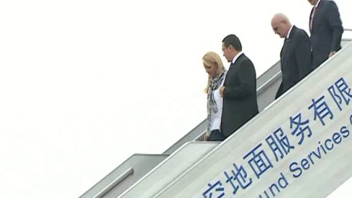 Premierul Victor Ponta şi-a început vizita oficială în China