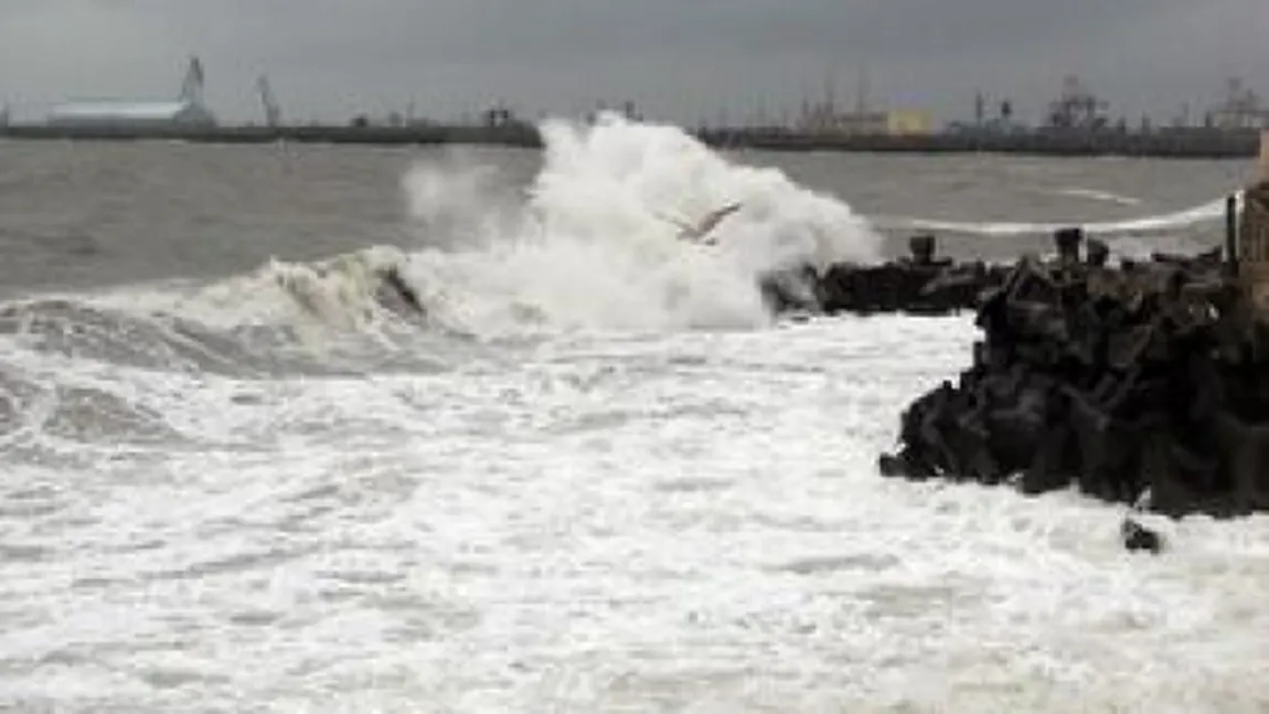 Tragedie la mare: Muncitor înecat în Portul Constanţa
