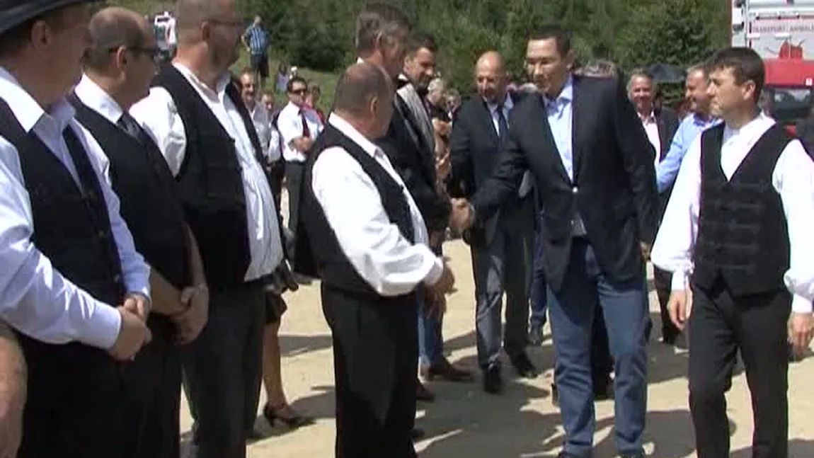 Victor Ponta, la comemorarea secuilor, în Pasul Nyerges. Vezi cum a uimit asistenţa VIDEO